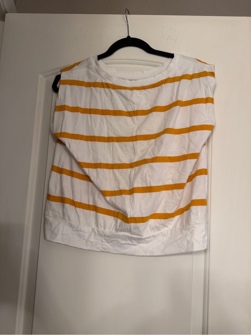 Crop top - Picture 3 of 3